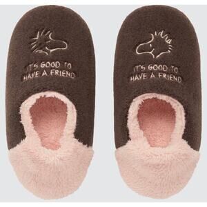 NWT Uniqlo x peanuts fleece Room shoes